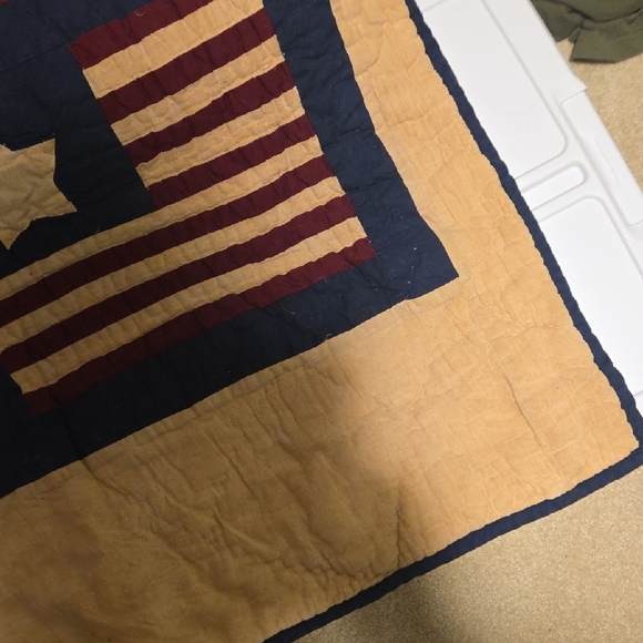 Navy and Tan Star Quilt - Picture 3 of 8